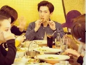 专门讲吃瓜的博主娱乐圈,揭秘明星们的“吃瓜”日常